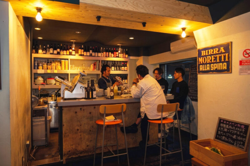 カウンター席